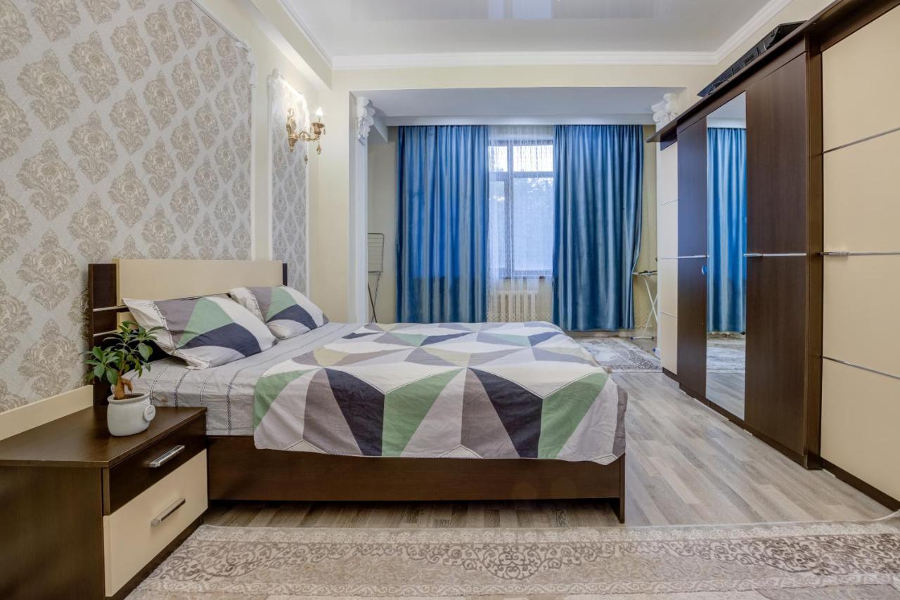 2-Ком Квартира Apartment Bishkek Luaran gambar